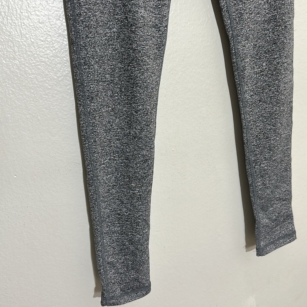 Electric Yoga Heather Gray Leggings - Picture 4 of 6